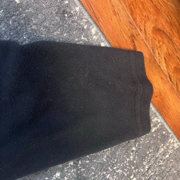 L.L. Bean Men's Classic Fleece Jacket - Picture 3 of 4